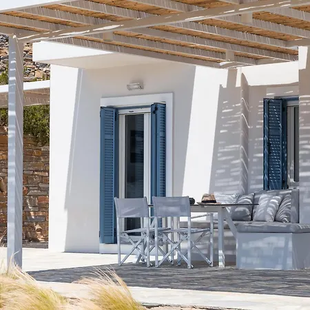 Stunning View Sarakiniko * Áyios Pétros