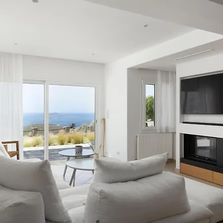 Stunning View Sarakiniko Villa